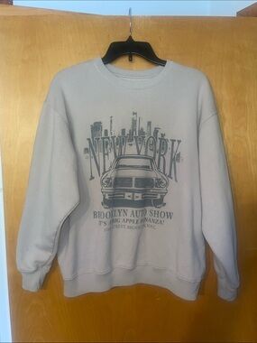 Hollister sweatshirt size small